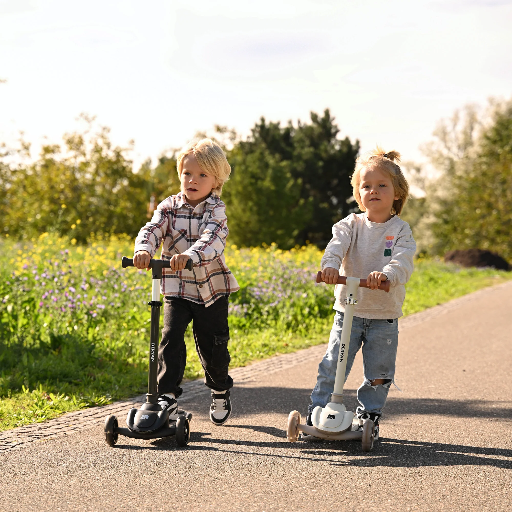Harvey Kids scooter 3 ruedas - grupo de edad 3+ - max 50kg - luces LED en las ruedas - altura ajustable 65-70-75-80 cm - Gris - Image 2